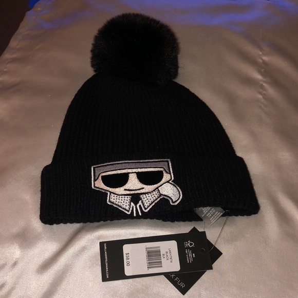 Karl Lagerfeld Paris Black Ribbed Beanie Karl Patch Black Faux Fur Pom OS NWT - Picture 14 of 15